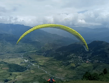 Dù lượn “Bay Trên Mùa Vàng” Mù Cang Chải – Yên Bái dù lượn mù cang chải yên bái